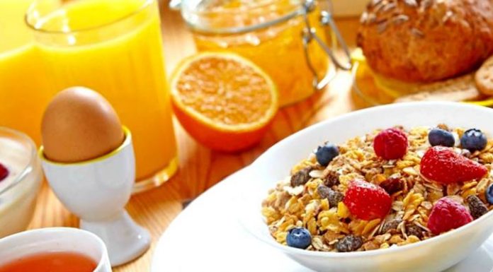 Las mejores cosas para comer si necesitas una merienda de medianoche Merienda de medianoche