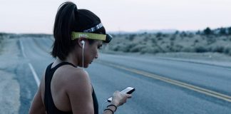 5 consejos de seguridad para caminar en la noche Caminar en la noche