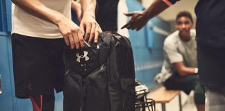 Su lista de verificación de bolsa de gimnasio esencial bolsa de gimnasio