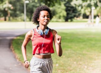 4 maneras de caminar mejora tu salud cerebral Establece metas