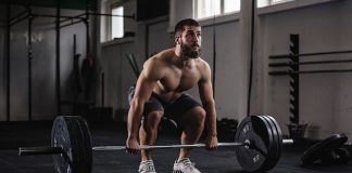 La guía completa del Deadlift: Perfeccione su forma entrenamiento del bíceps