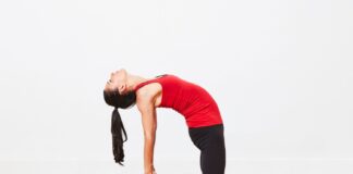 Posturas de yoga que abren el corazón para una mejor postura