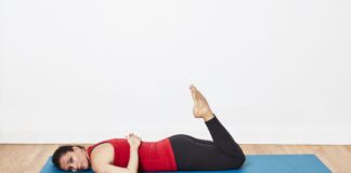 Cómo hacer la patada doble en Pilates
