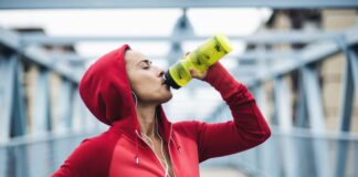 ¿Beber agua fría al hacer ejercicio es bueno o malo?