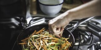 Los mejores 8 juegos de utensilios de cocina de cerámica