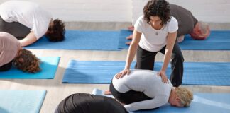 Cómo encontrar un buen profesor de yoga