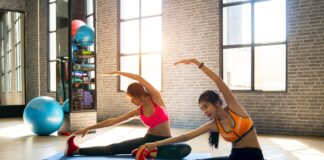 Entrenamiento con pesas rusas y yoga