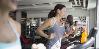 Entrenamientos en cinta rodante con intervalos de alta intensidad